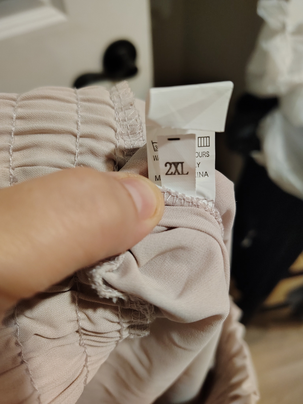 Example Of Bulk Clothing Bundle - Picture 15 of 16